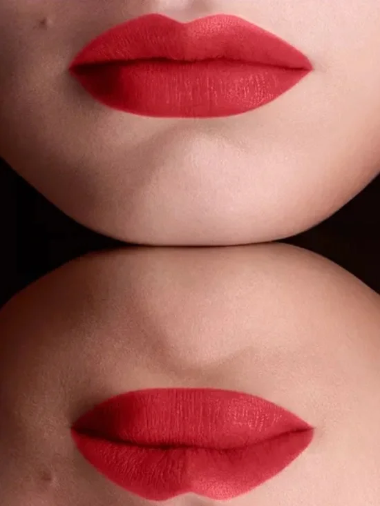 Burberry Kisses Matte The Red 109 - Picture 6 of 7